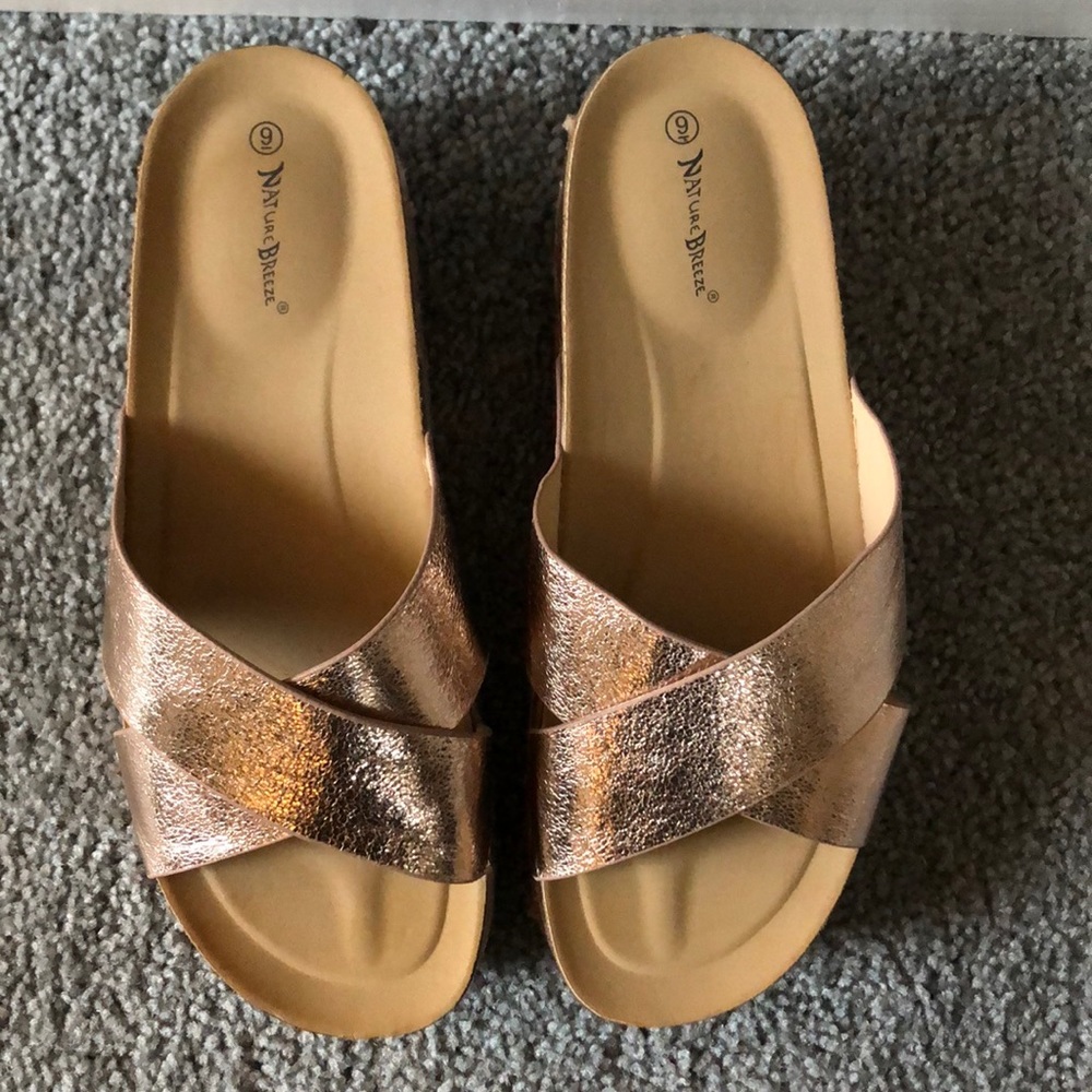 Platform sandals